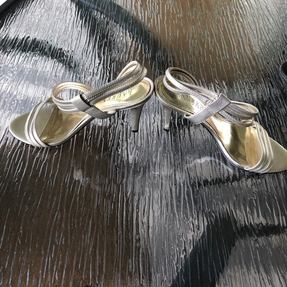 Ralph Lauren | Gold Strappy Sandals - Picture 2 of 8